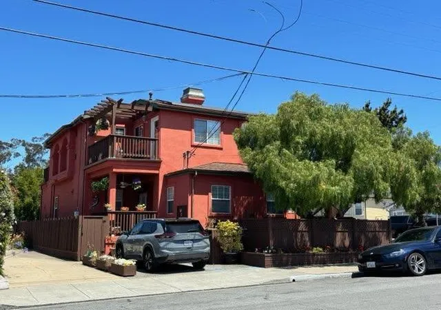 3rd image of 387 Ocean Ave, Monterey, CA 93940 | MLS# ML82051226
