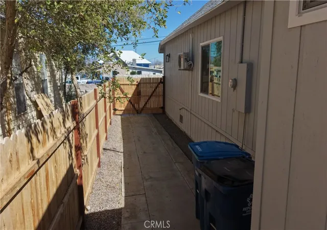 24th image of 404 D St, Needles, CA 92363 | MLS# CV26131656
