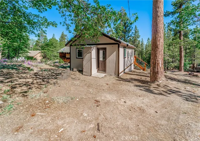 Homes for sale in Big Bear Lake, CA | 872 Hill, Big Bear Lake, CA 92315 | MLS# IG26131595