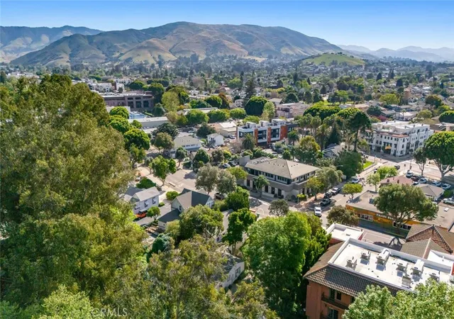 Photo 3 of Single family home for sale at 452 Higuera St, San Luis Obispo, CA 93401 | MLS# SC26131654 | Listing updated on 2026-06-17