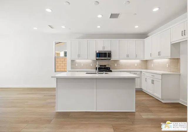 3rd image of University Park, Palm Desert, CA 92211