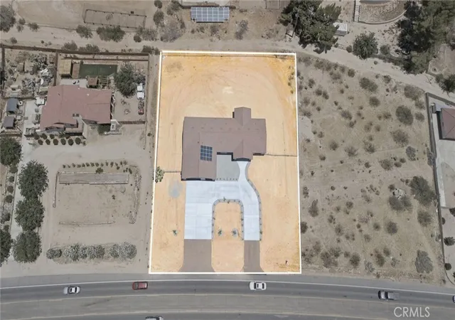 3rd image of 14685 Apple Valley Rd, Apple Valley, CA 92307 | MLS# PW26131631
