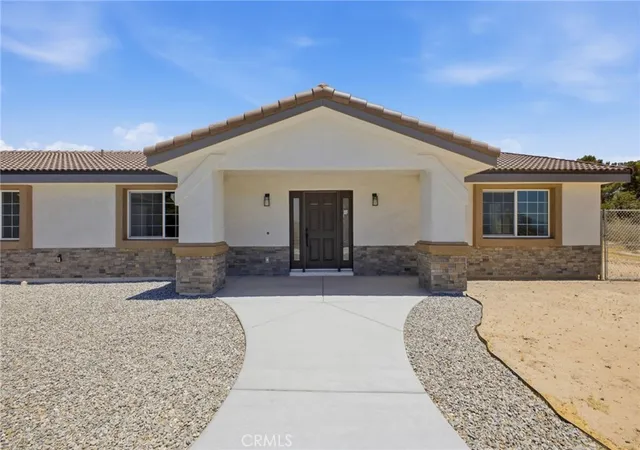 55th image of 14685 Apple Valley Rd, Apple Valley, CA 92307 | MLS# PW26131631