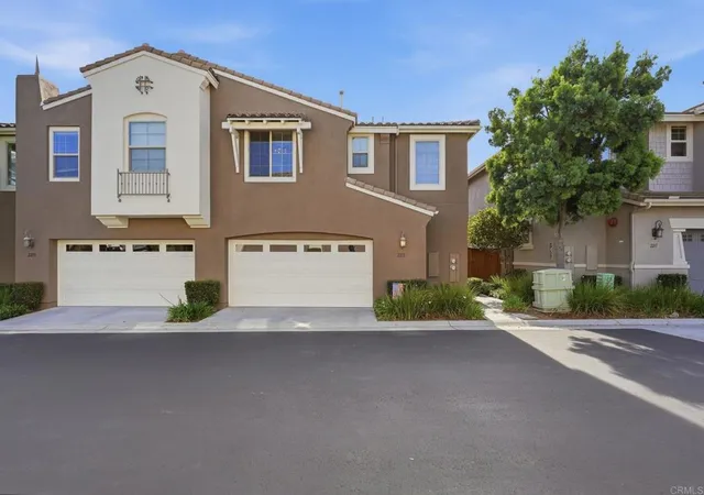 Homes for sale in San Marcos, CA | 2212 Laramie Wy, San Marcos, CA 92078 | MLS# NDP2605807