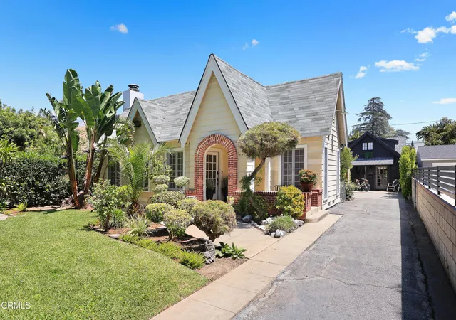 Homes for sale in Altadena, CA | 2120 2122 Navarro Ave, Altadena, CA 91001 | MLS# P1-27645