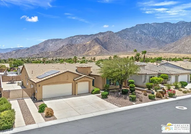 Photo 2 of Single family home for sale at 827 Alta Ridge, Palm Springs, CA 92262 | MLS# 26848371PS | Listing updated on 2026-10-02