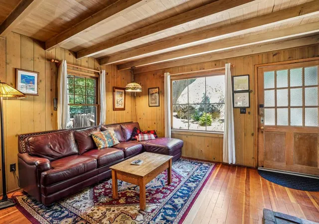 Photo 4 of Single family home for sale at 53580 Country Clb Dr, Idyllwild, CA 92549 | MLS# 219149305DA | Listing updated on 2026-06-17