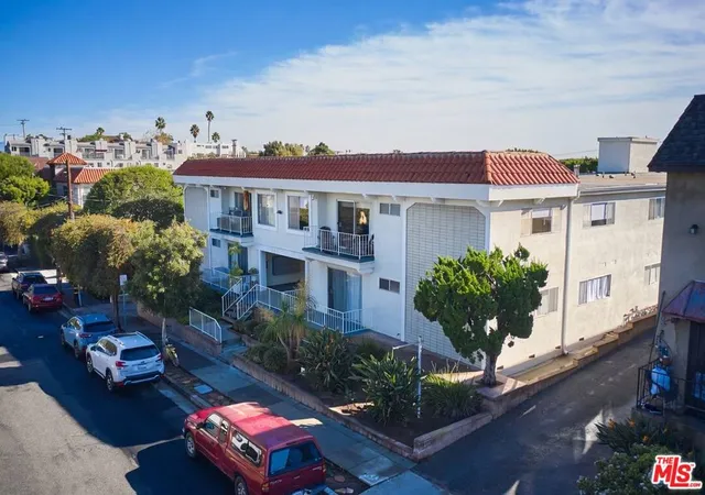 Photo 4 of Multi family home for sale at 440 Raymond Ave, Santa Monica, CA 90405 | MLS# 26848557 | Listing updated on 2026-09-16