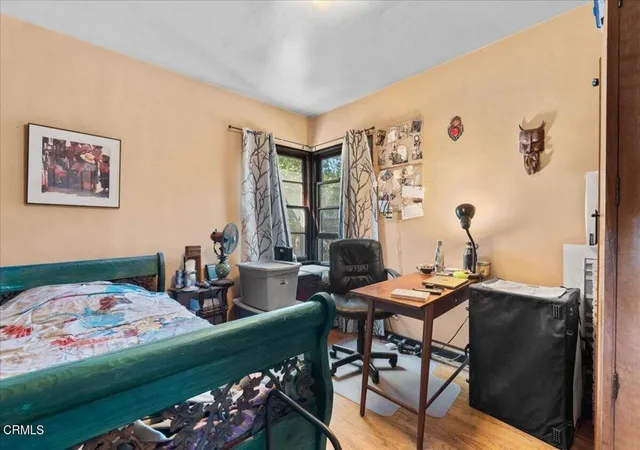 4th image of 815 N Kenwood St, Burbank, CA 91505 | MLS# P1-27646