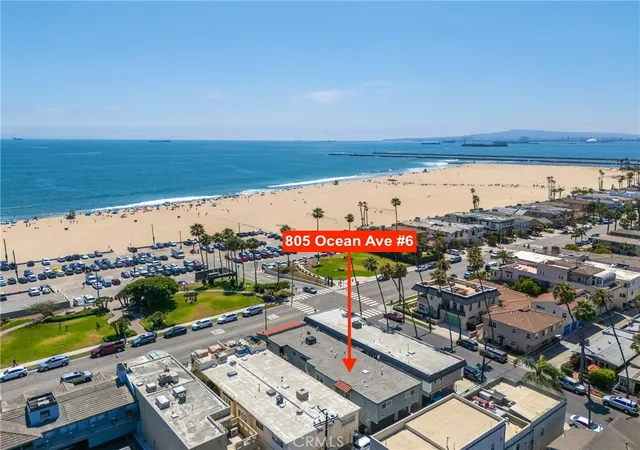 3rd image of 805 Ocean Ave #6, Seal Beach, CA 90740 | MLS# OC26072072
