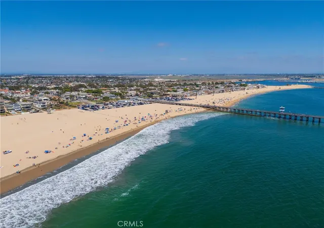 5th image of 805 Ocean Ave #6, Seal Beach, CA 90740 | MLS# OC26072072