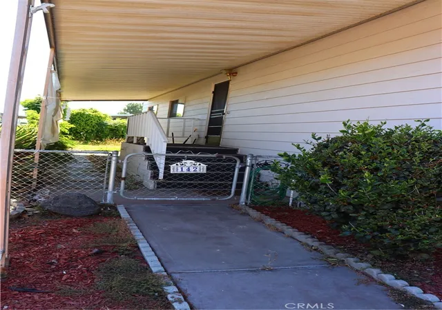 Photo 3 of Manufactured home for sale at 142 Via Rosal, Camarillo, CA 93012 | MLS# SR26131855 | Listing updated on 2026-09-29