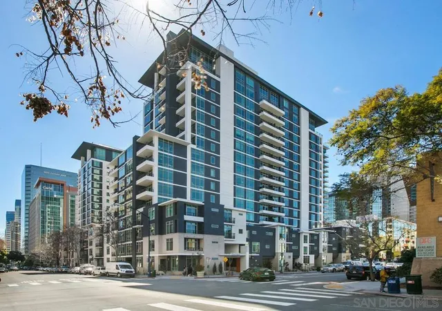 Photo 1 of Condo for sale at 425 W Beech #204, San Diego, CA 92101 | MLS# 260014631SD | Listing updated on 2026-09-24