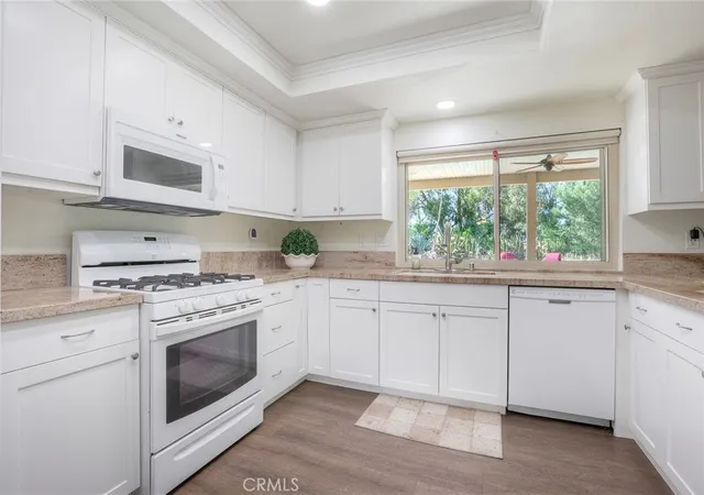 5th image of 30096 Via Velez, Temecula, CA 92592 | MLS# SW26126058