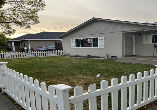 Homes for sale in Redwood City, CA | 901 Fifteenth Ave, Redwood City, CA 94063 | MLS# ML82051253