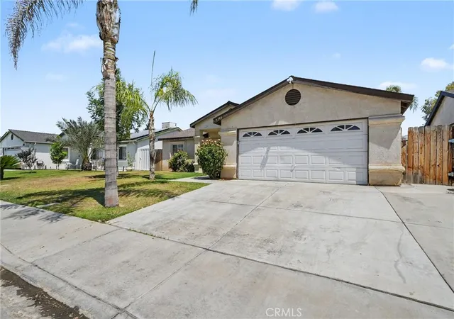 Homes for sale in Bakersfield, CA | 5300 Plute Pass St, Bakersfield, CA 93307 | MLS# FR26130945