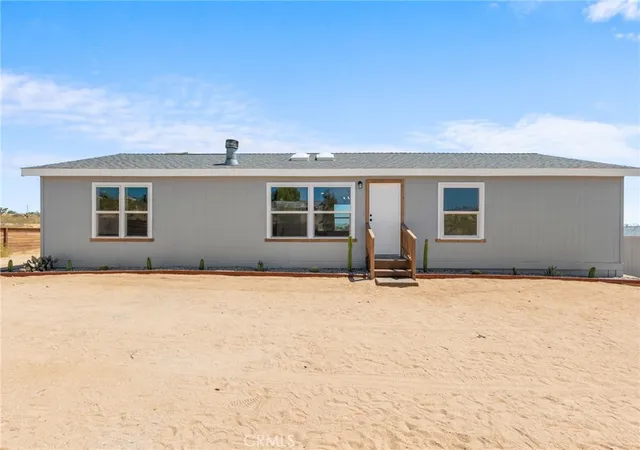 Photo 4 of Single family home for sale at 363 Delgada Ave, Yucca Valley, CA 92284 | MLS# IV26131973 | Listing updated on 2026-09-04