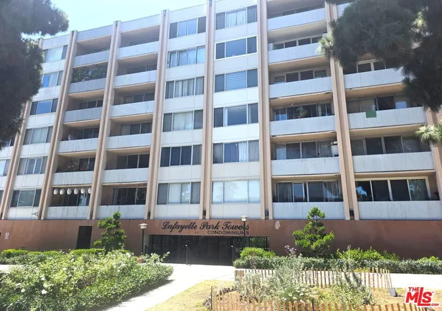 1st image of 421 S La Fayette Park Pl #712, Los Angeles, CA 90057 | MLS# 26848653
