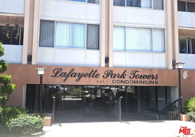 3rd image of 421 S La Fayette Park Pl #712, Los Angeles, CA 90057 | MLS# 26848653