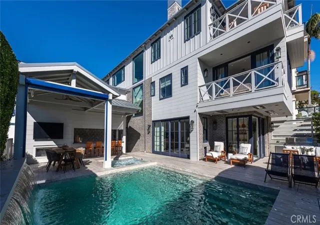 Homes for sale in Manhattan Beach, CA | 117 34Th Street, Manhattan Beach, CA 90266 | MLS# SB26126376