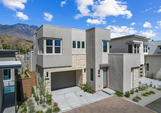 Photo 2 of Single family home for sale at 2671 Lavender Ln, Palm Springs, CA 92264 | MLS# 219149317DA | Listing updated on 2026-10-06