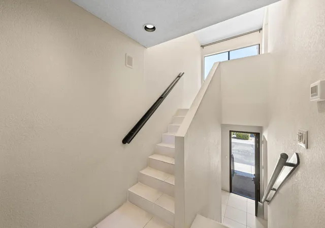 4th image of 969 Village Sq N, Palm Springs, CA 92262 | MLS# 219149318DA