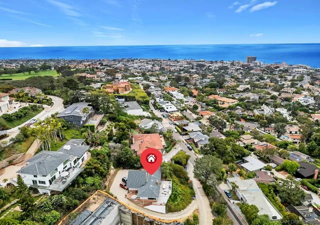 Photo 2 of Sale Pending at 1703 Castellana Rd, La Jolla, CA 92037 | MLS# 260014655SD | Listing updated on 2026-09-18