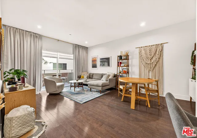 Photo 2 of Condo for sale at 1700 Sawtelle Blvd #208, Los Angeles, CA 90025 | MLS# 26673467 | Listing updated on 2026-09-30