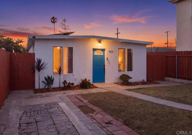 Homes for sale in Imperial Beach, CA | 924 Florida St, Imperial Beach, CA 91932 | MLS# PTP2604633