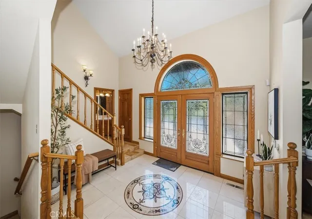 Photo 3 of Single family home for sale at 26077 Walnut Hills, Twin Peaks, CA 92391 | MLS# IG26132104 | Listing updated on 2026-10-02