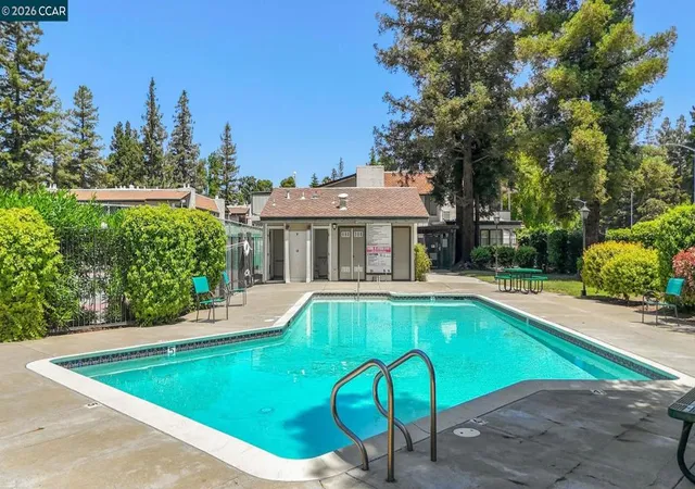 Homes for sale in Concord, CA | 5460 Concord Blvd, Concord, CA 94521 | Houzeo