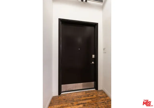 4th image of 500 Molino St #207, Los Angeles, CA 90013 | MLS# 26848591