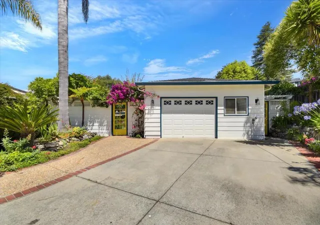 Homes for sale in Capitola, CA | 909 Laurence Ave, Capitola, CA 95010 | MLS# ML82051287