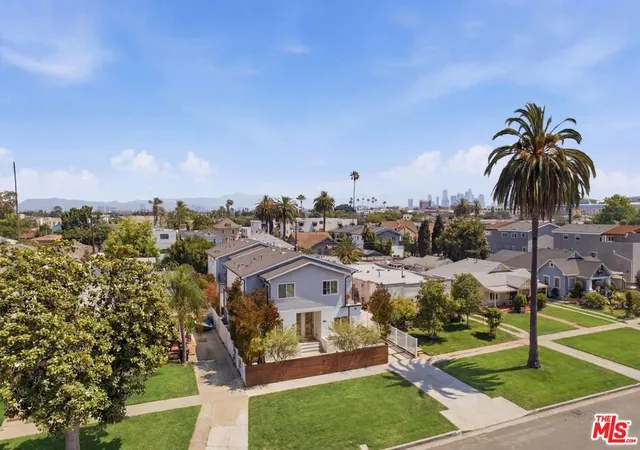 Listing Photo 5 - Condo for sale in building located at 1197 Browning Blvd, Los Angeles, CA 90037