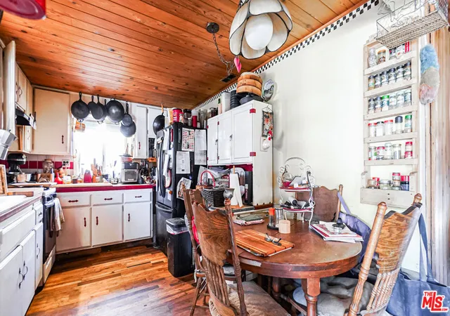 Homes for sale in Big Bear City, CA | 813 E Mountain View Blvd, Big Bear City, CA 92314 | MLS# 26848739