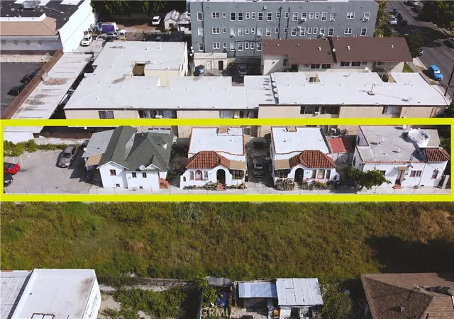 Photo 3 of Sale Pending at 1115 N Madison, Los Angeles, CA 90029 | MLS# CV26099977 | Listing updated on 2026-09-24