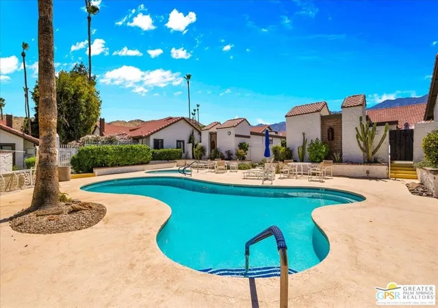 Homes for sale in Palm Springs, CA | 2330 Miramonte Cir #C, Palm Springs, CA 92264 | MLS# 26846185PS