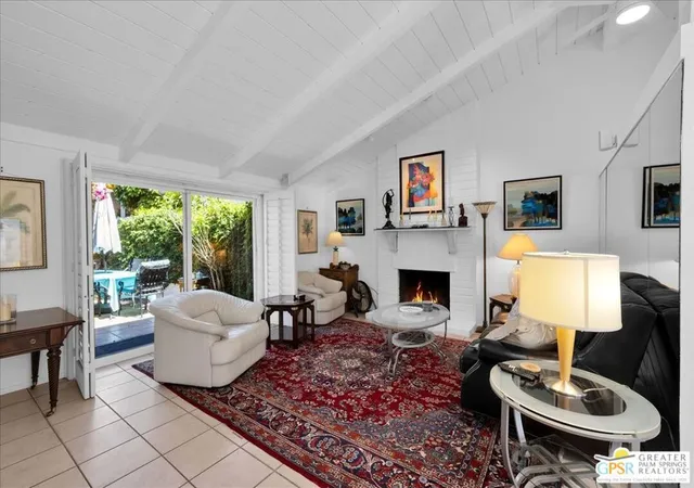 Homes for sale in Palm Springs, CA | 2330 Miramonte Cir, Palm Springs, CA 92264