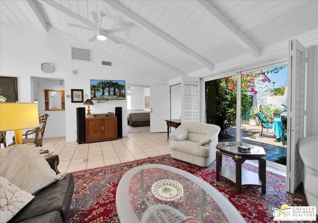 Homes for sale in Palm Springs, CA | 2330 Miramonte Cir, Palm Springs, CA 92264