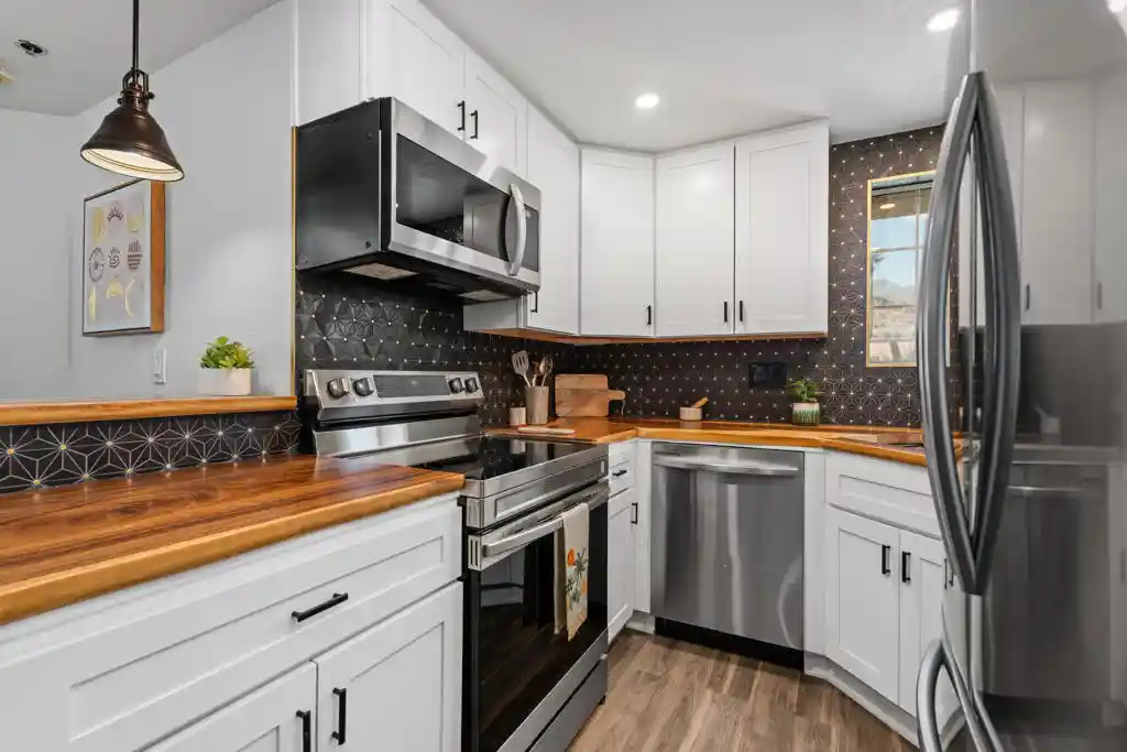 Photo 1 of Condo for sale at 2700 Lawrence Crossley Rd #105, Palm Springs, CA 92264 | MLS# 219149327DA | Listing updated on 2026-10-22