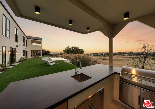 Photo 3 of Mansion for sale at 22328 S Summit Ridge Cir, Chatsworth, CA 91311 | MLS# 26845225 | Listing updated on 2026-10-05