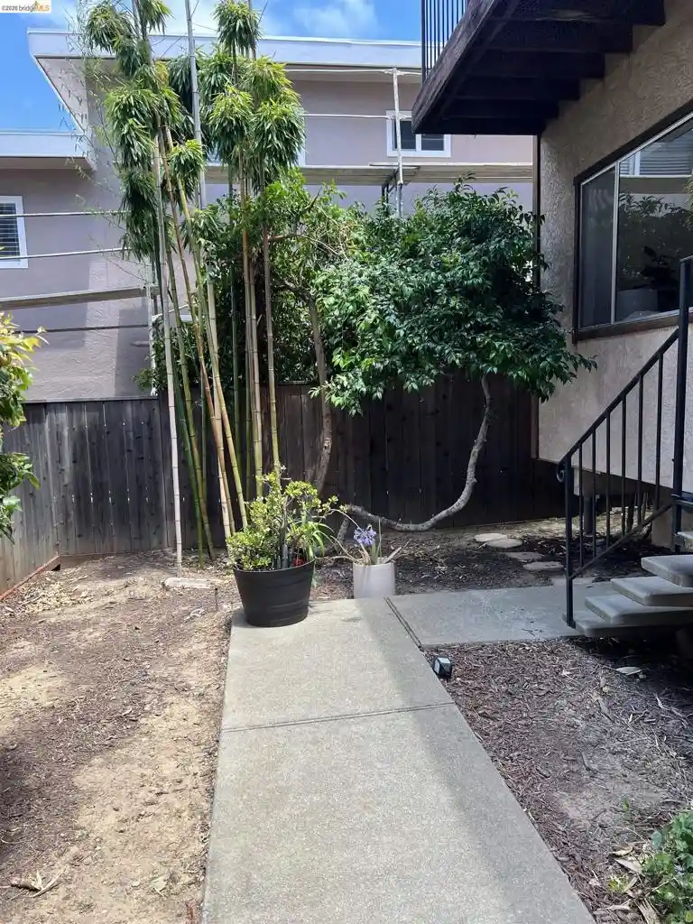 Listing Photo 31 - Condo for sale in 3800 Maybelle Ave located at 3800 Maybelle Ave, Oakland, CA 94619 - Unit 3800 Maybelle Ave