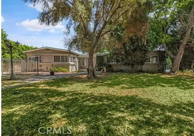 Photo 1 of Single family home for sale at 5504 Tyrone Ave, Sherman Oaks, CA 91401 | MLS# SR26132354 | Listing updated on 2026-06-18