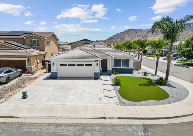 3rd image of 14366 Arborglenn, Moreno Valley, CA 92555 | MLS# SW26124916