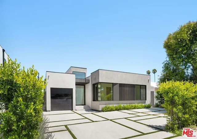 1st image of 5126 Lindley Ave, Encino, CA 91316 | MLS# 26848337