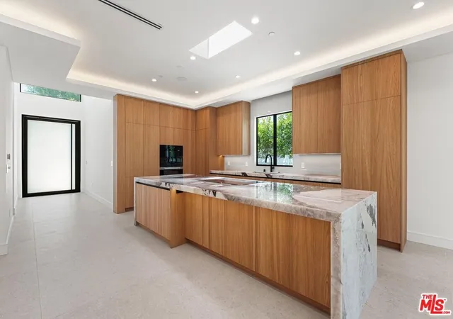 4th image of 5126 Lindley Ave, Encino, CA 91316 | MLS# 26848337