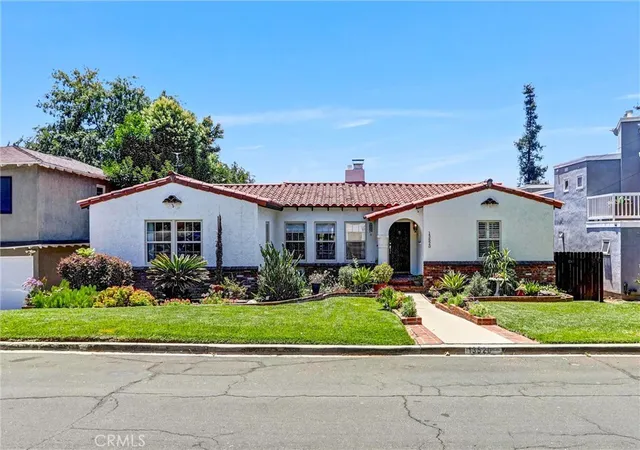 Homes for sale in Whittier, CA | 13520 Beverly Blvd, Whittier, CA 90601 | MLS# OC26132429