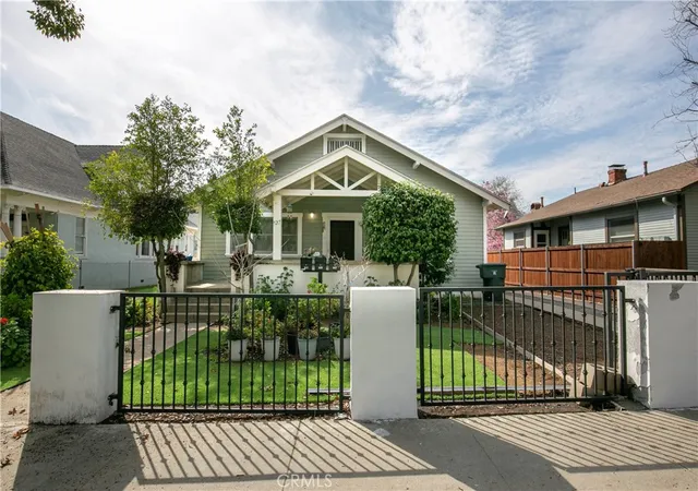 Photo 2 of Multi family home for sale at 523 Lincoln, Pasadena, CA 91103 | MLS# SR26132481 | Listing updated on 2026-06-18