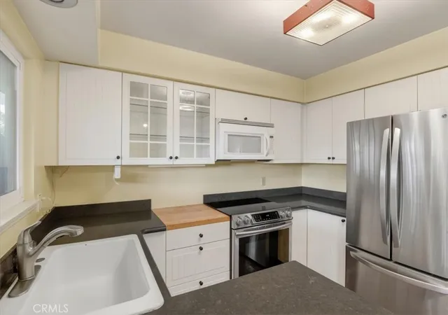 Homes for sale in Huntington Beach, CA | 10207 Ascot Cir, Huntington Beach, CA 92646 | MLS# OC26129331