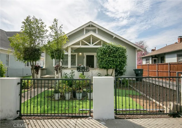 Multi family home for sale at 523 Lincoln, Pasadena, CA 91103 | MLS# SR26132517